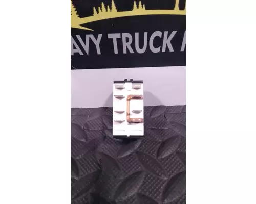 PETERBILT 579 Switch, misc 
