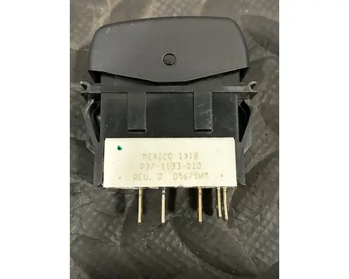 PETERBILT 579 Switch, misc 