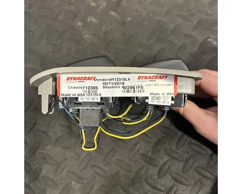 PETERBILT 579 Switch, misc 