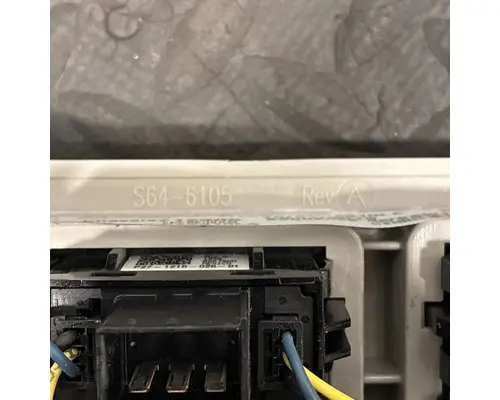 PETERBILT 579 Switch, misc 