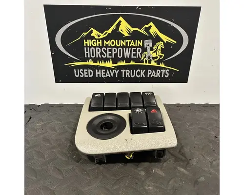 PETERBILT 579 Switch, misc 