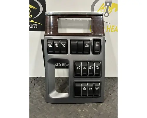 PETERBILT 579 Switch, misc 