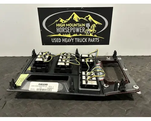 PETERBILT 579 Switch, misc 