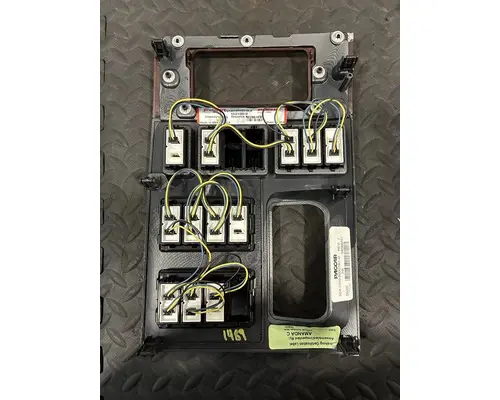 PETERBILT 579 Switch, misc 