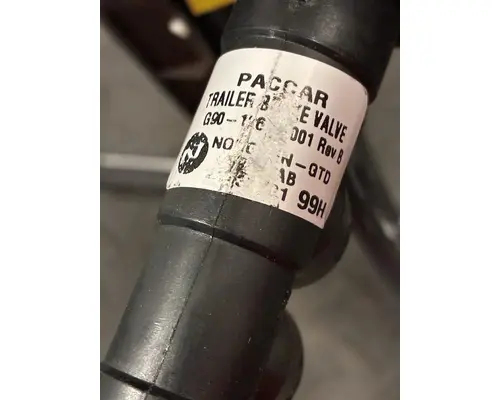 PETERBILT 579 Switch, misc 