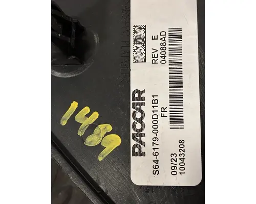 PETERBILT 579 Switch, misc 