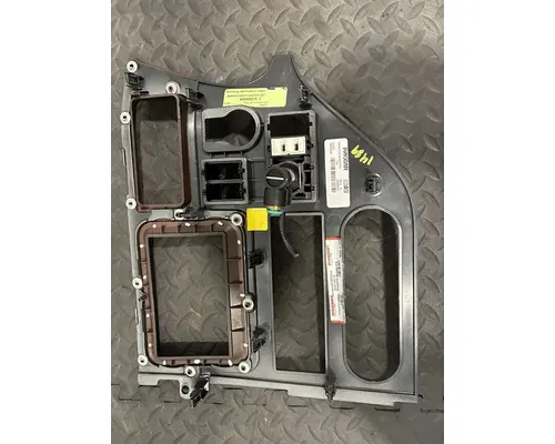 PETERBILT 579 Switch, misc 