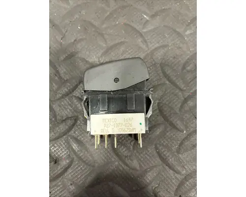 PETERBILT 579 Switch, misc 