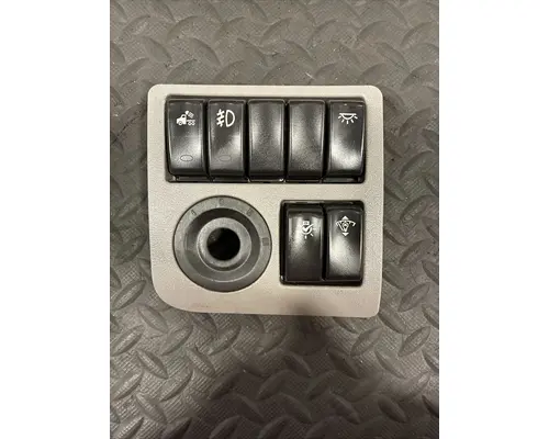 PETERBILT 579 Switch, misc 