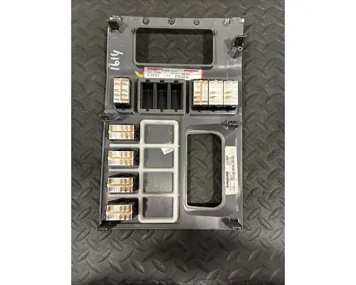 PETERBILT 579 Switch, misc 