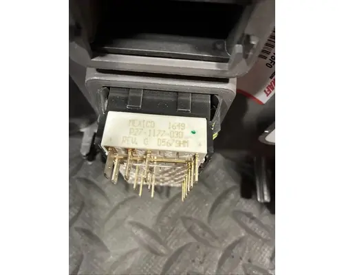 PETERBILT 579 Switch, misc 