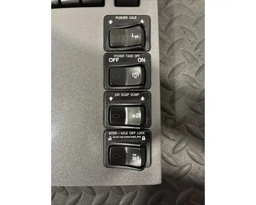 PETERBILT 579 Switch, misc 
