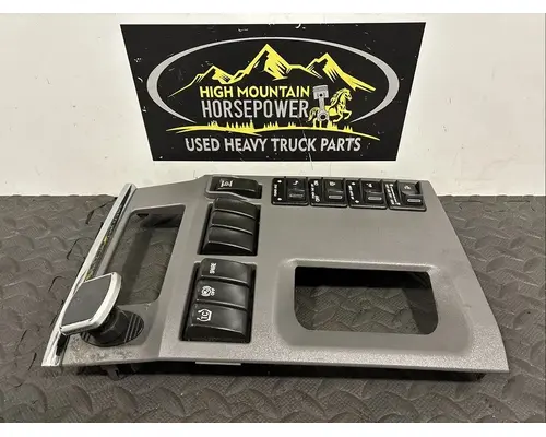 PETERBILT 579 Switch, misc 