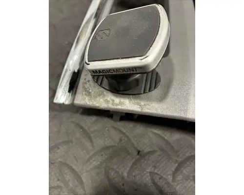 PETERBILT 579 Switch, misc 