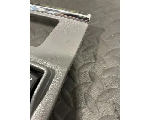 PETERBILT 579 Switch, misc 