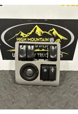 PETERBILT 579 Switch, misc 