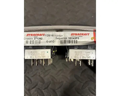 PETERBILT 579 Switch, misc 