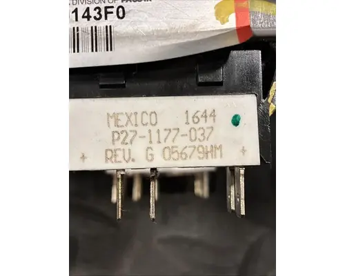 PETERBILT 579 Switch, misc 