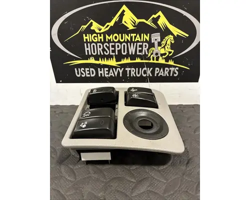 PETERBILT 579 Switch, misc 