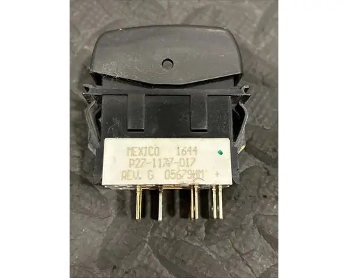 PETERBILT 579 Switch, misc 