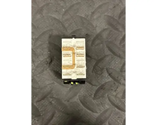 PETERBILT 579 Switch, misc 
