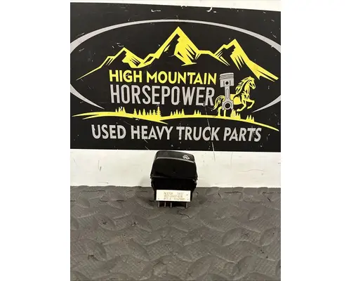 PETERBILT 579 Switch, misc 