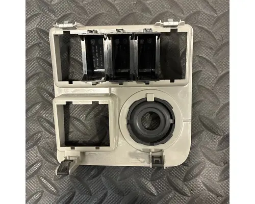 PETERBILT 579 Switch, misc 