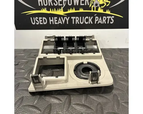 PETERBILT 579 Switch, misc 
