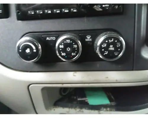 PETERBILT 579 TEMPERATURE CONTROL
