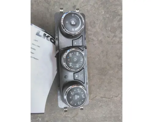 PETERBILT 579 TEMPERATURE CONTROL