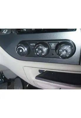 PETERBILT 579 TEMPERATURE CONTROL