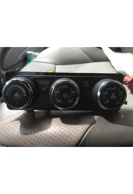 PETERBILT 579 TEMPERATURE CONTROL