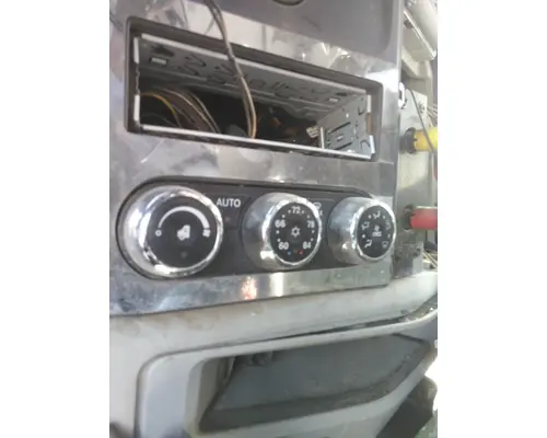 PETERBILT 579 TEMPERATURE CONTROL