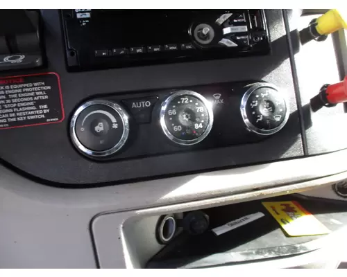 PETERBILT 579 TEMPERATURE CONTROL