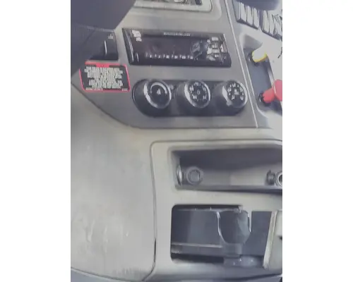 PETERBILT 579 TEMPERATURE CONTROL