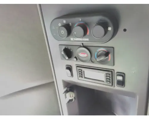 PETERBILT 579 TEMPERATURE CONTROL