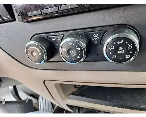 PETERBILT 579 TEMPERATURE CONTROL