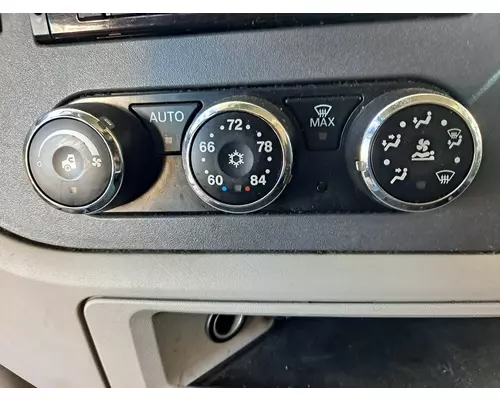 PETERBILT 579 TEMPERATURE CONTROL