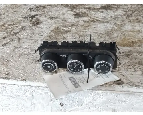 PETERBILT 579 TEMPERATURE CONTROL