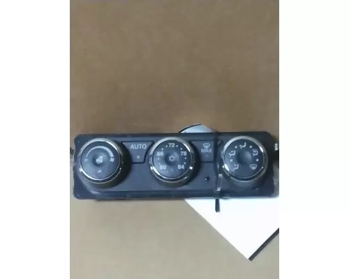 PETERBILT 579 TEMPERATURE CONTROL