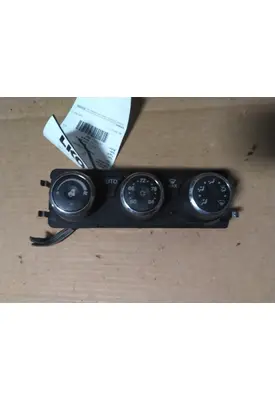 PETERBILT 579 TEMPERATURE CONTROL