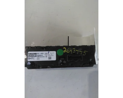PETERBILT 579 TEMPERATURE CONTROL