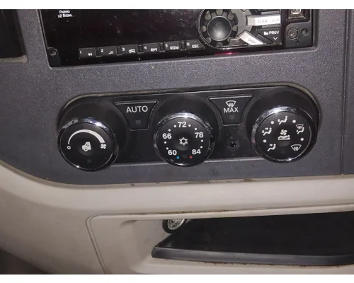 PETERBILT 579 TEMPERATURE CONTROL