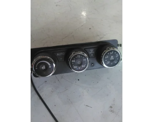 PETERBILT 579 TEMPERATURE CONTROL