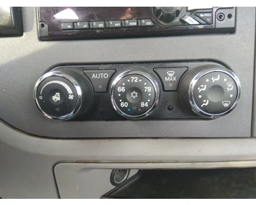 PETERBILT 579 TEMPERATURE CONTROL