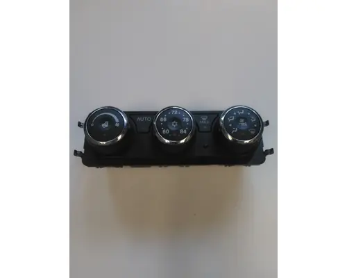PETERBILT 579 TEMPERATURE CONTROL