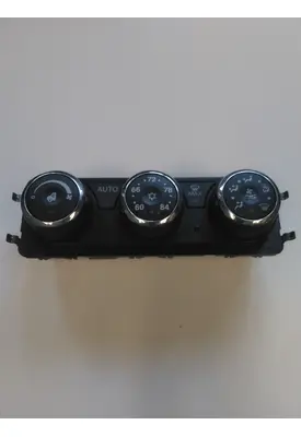 PETERBILT 579 TEMPERATURE CONTROL