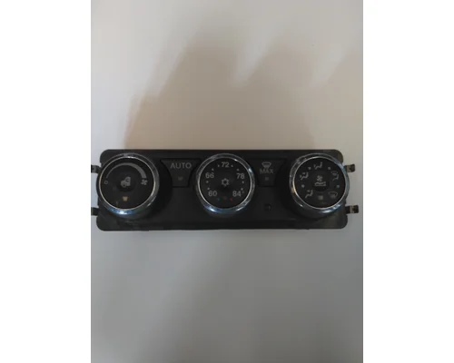 PETERBILT 579 TEMPERATURE CONTROL