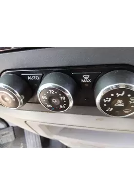 PETERBILT 579 TEMPERATURE CONTROL