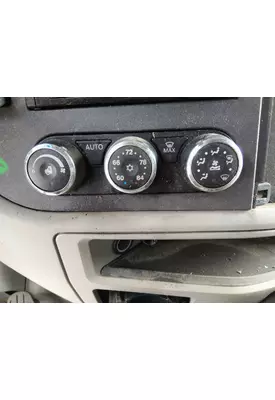 PETERBILT 579 TEMPERATURE CONTROL